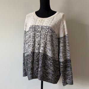 Croft & Barrow Women's Black and Cream Sweater